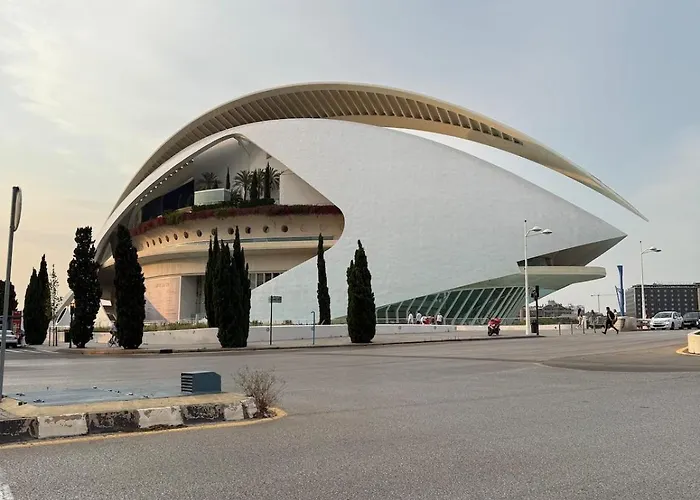 Amplio Junto A Ciudad De Artes Апартаменты Валенсия